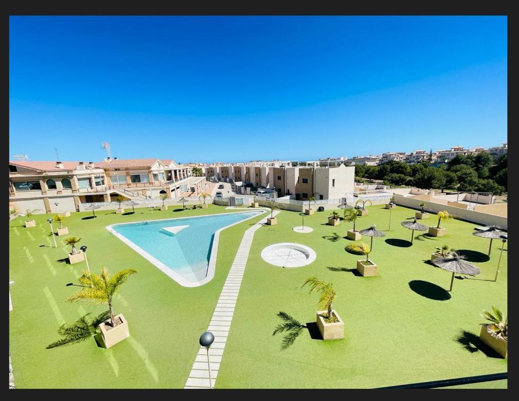 Dehesa de Campoamor 3090 Residencial Sabrina公寓 外观 照片