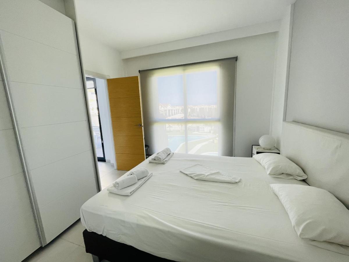 Dehesa de Campoamor 3090 Residencial Sabrina公寓 外观 照片