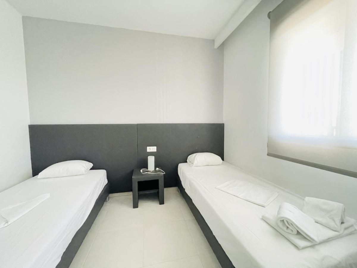 Dehesa de Campoamor 3090 Residencial Sabrina公寓 外观 照片