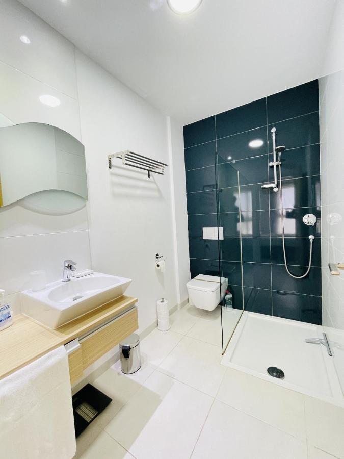 Dehesa de Campoamor 3090 Residencial Sabrina公寓 外观 照片