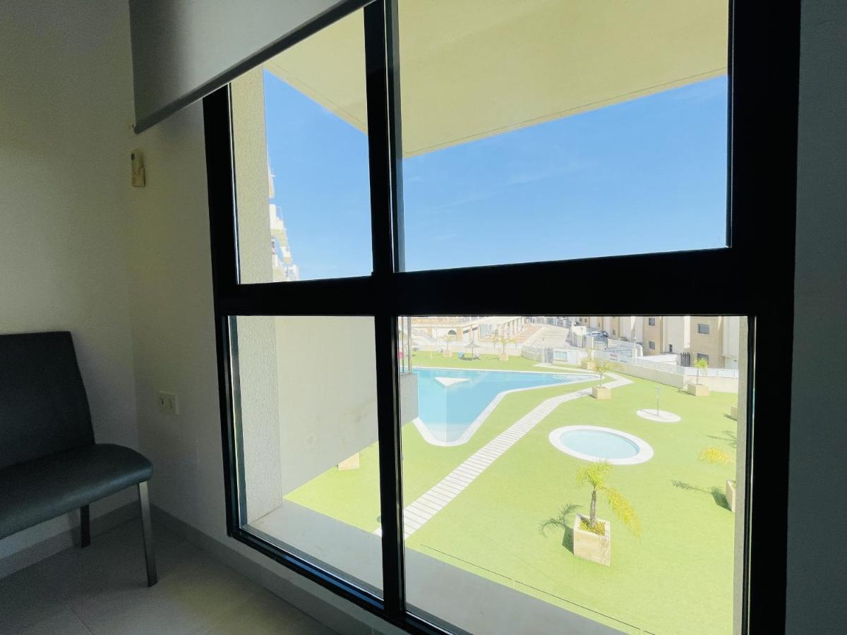 Dehesa de Campoamor 3090 Residencial Sabrina公寓 外观 照片