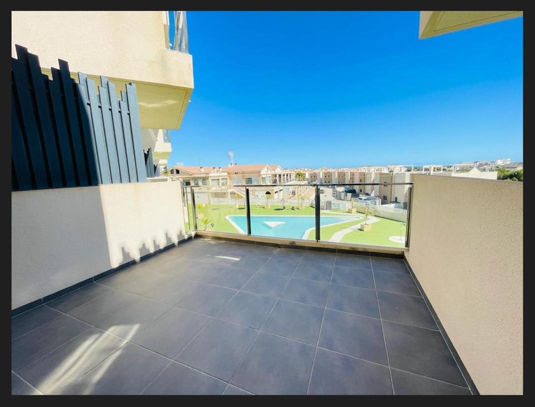 Dehesa de Campoamor 3090 Residencial Sabrina公寓 外观 照片